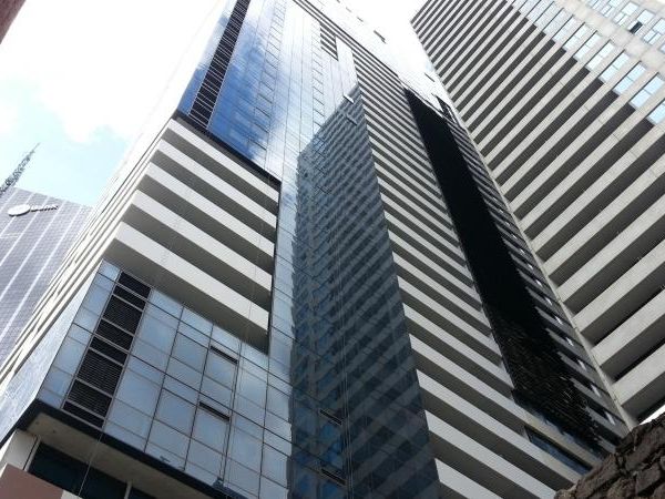 Melbourne Sky, Melbourne