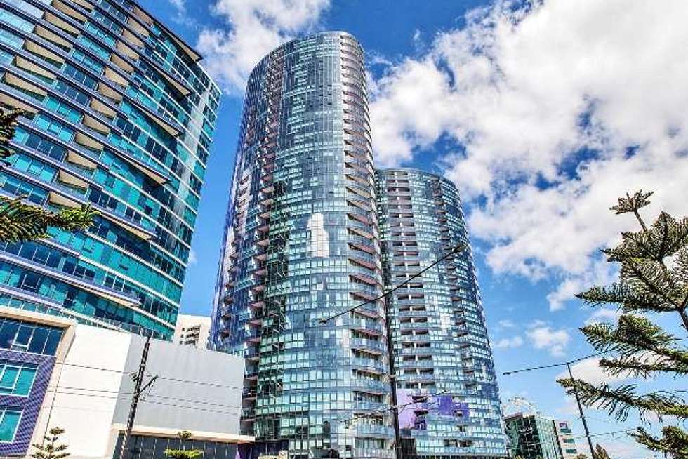 The Quays, Docklands
