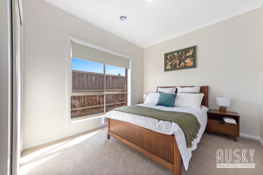 1 Victoria Street, Truganina VIC 3029 — photo 11