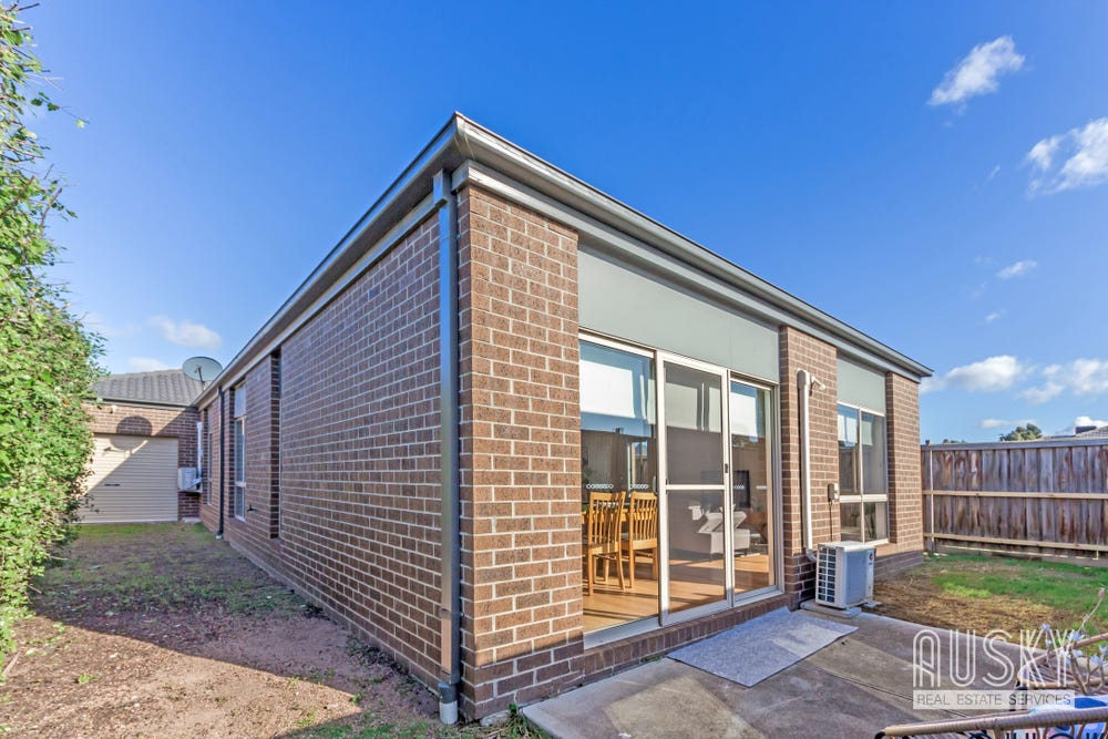 1 Victoria Street, Truganina VIC 3029 — photo 17
