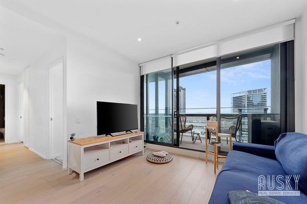 1907N/883 Collins Street, Docklands VIC 3008 — photo 2