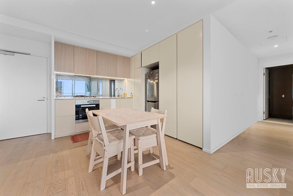 1907N/883 Collins Street, Docklands VIC 3008 — photo 6