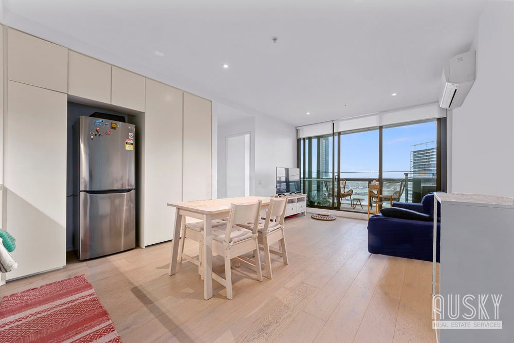 1907N/883 Collins Street, Docklands VIC 3008 — photo 7