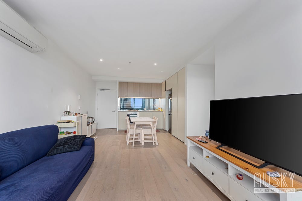 1907N/883 Collins Street, Docklands VIC 3008 — photo 8