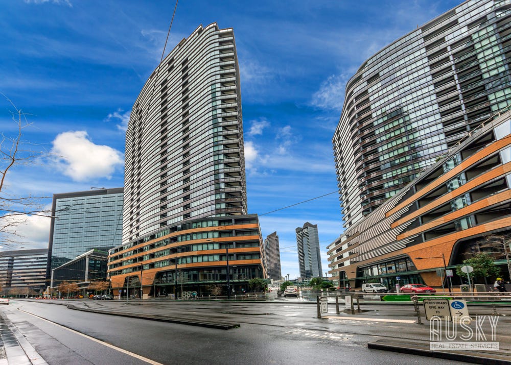 1907N/883 Collins Street, Docklands VIC 3008 — photo 12