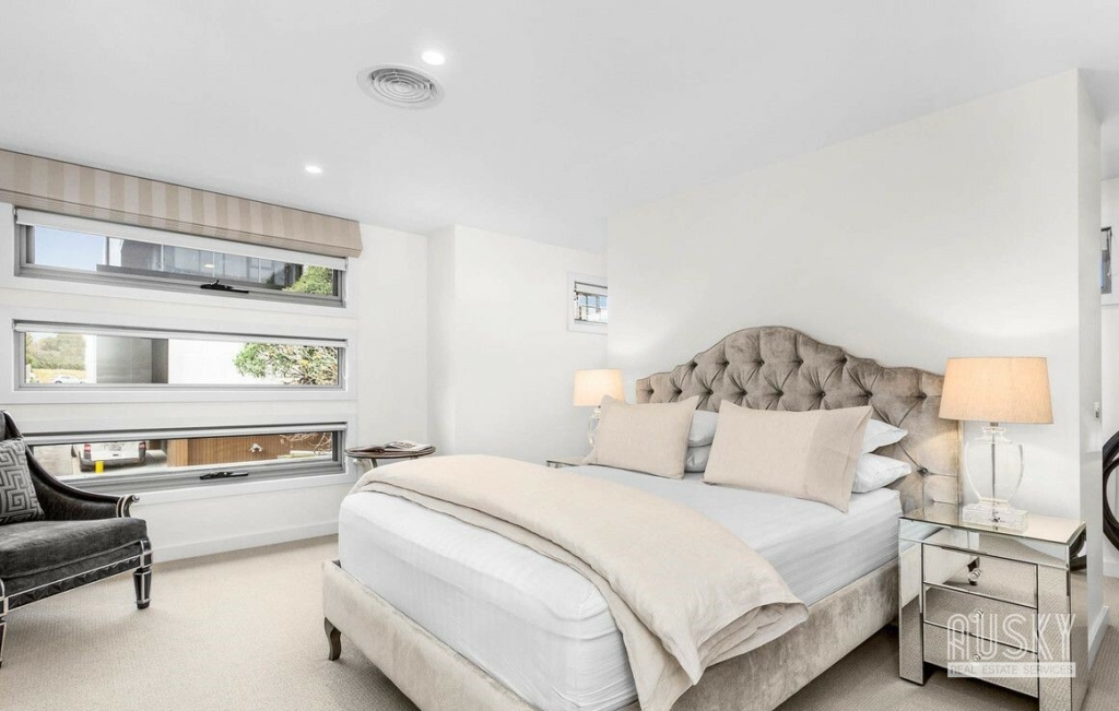 2A Gwenda Avenue, Canterbury VIC 3126 — photo 7