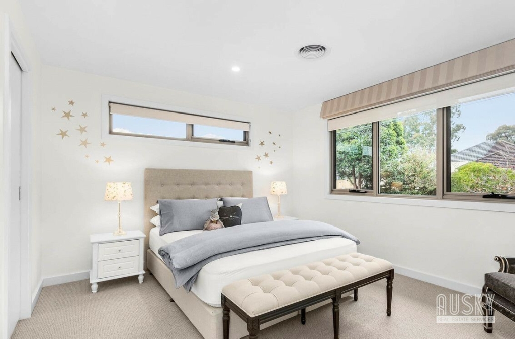 2A Gwenda Avenue, Canterbury VIC 3126 — photo 8
