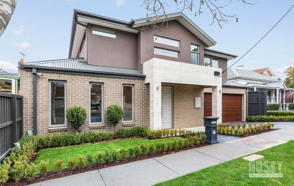 2A Gwenda Avenue, Canterbury VIC 3126 — photo 13