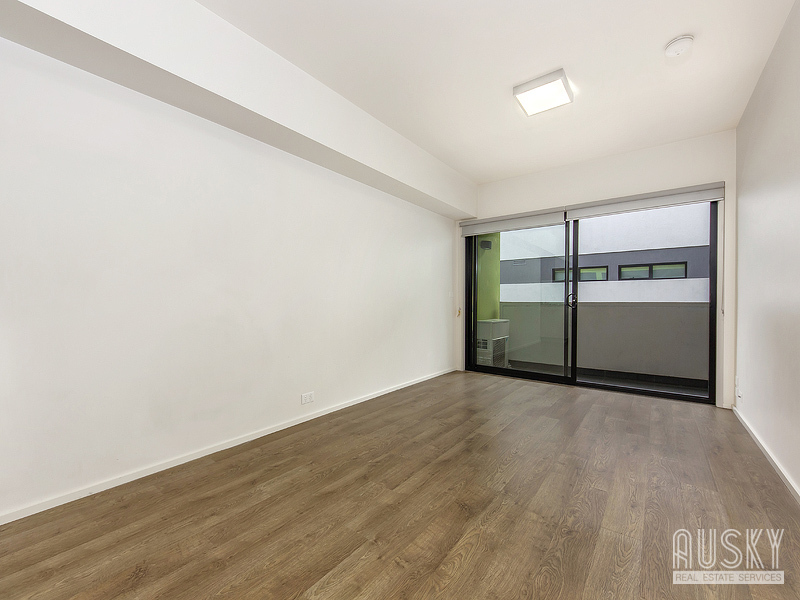 105/80 Cady Way, Parkville VIC 3052 — photo 4
