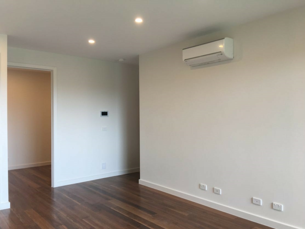 18/7 Hay Street, Box Hill South, Vic 3128 — photo 2