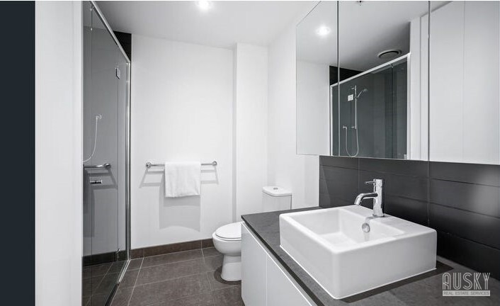 1215/8 Marmion Place, Docklands VIC 3008 — photo 3