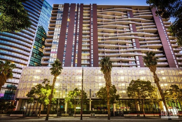1215/8 Marmion Place, Docklands VIC 3008 — photo 4