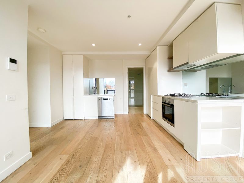 212/150 Dudley Street, West Melbourne VIC 3003 — photo 2