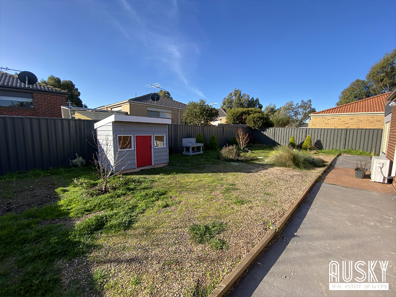 114 Westmeadows Lane, Truganina VIC 3029 — photo 14