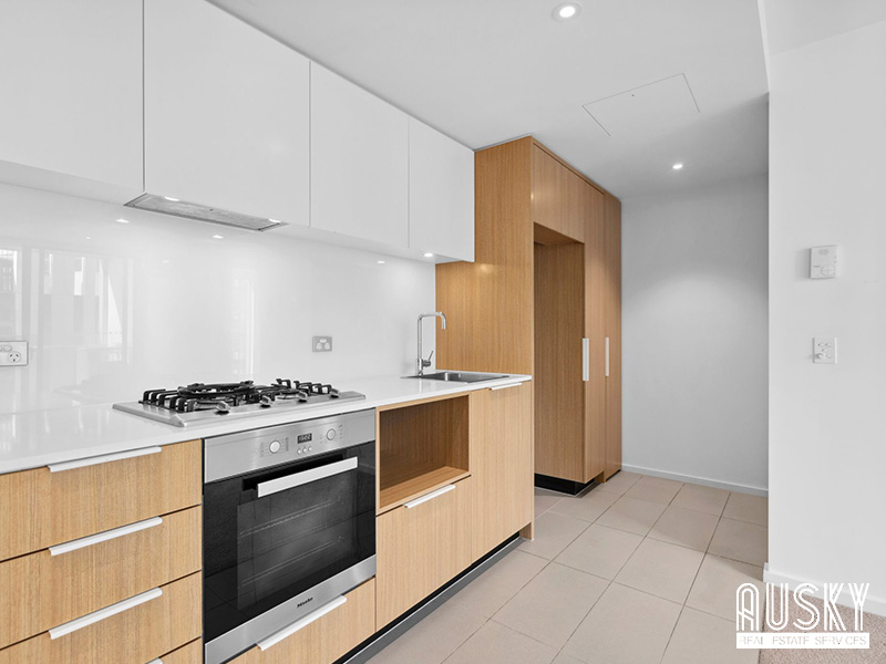 1510E/888 Collins Street, Docklands VIC 3008 — photo 2