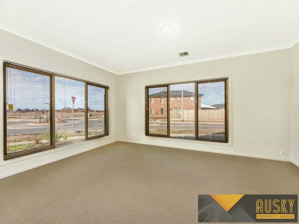 36 Powlett Street, Werribee, Vic 3030 — photo 3