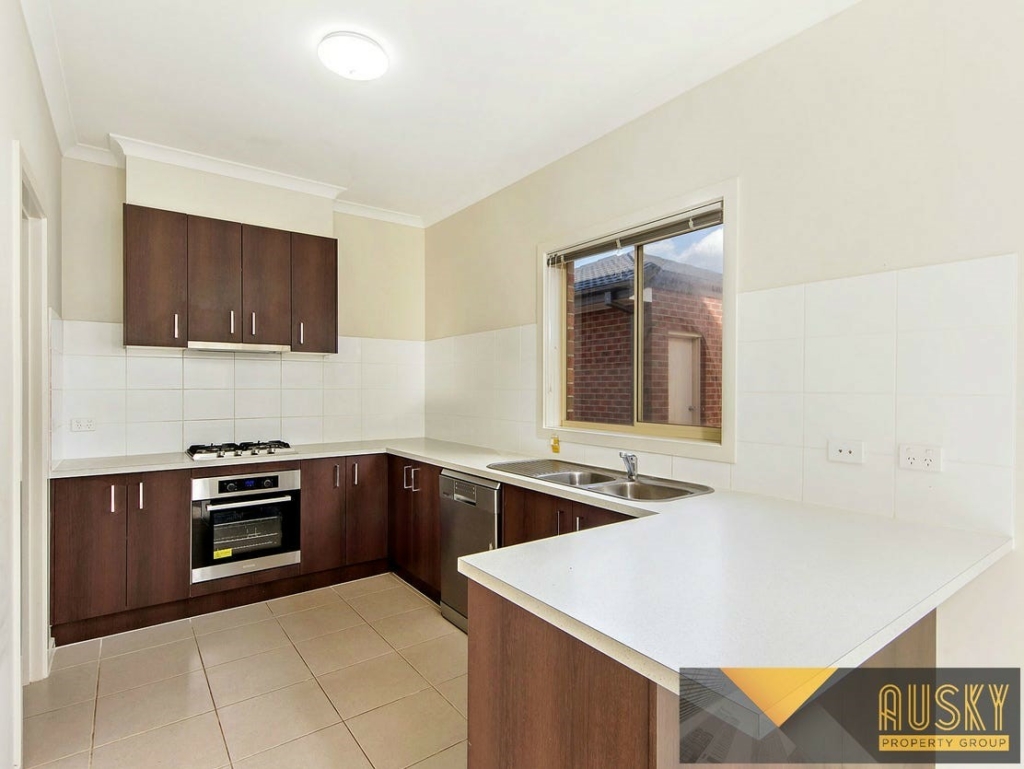 36 Powlett Street, Werribee, Vic 3030 — photo 5