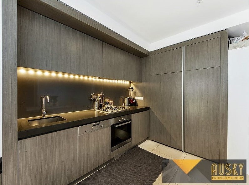 2201/50 Albert Road, South Melbourne, Vic 3205 — photo 2