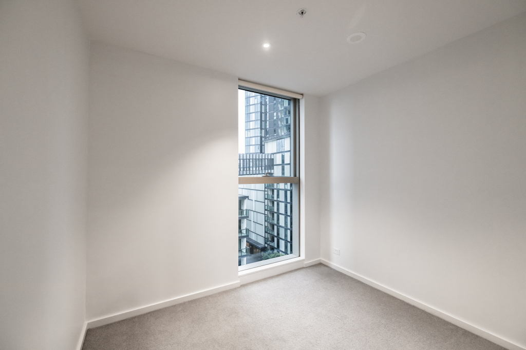 705w/888 Collins Street, Docklands, Vic 3008 — photo 4