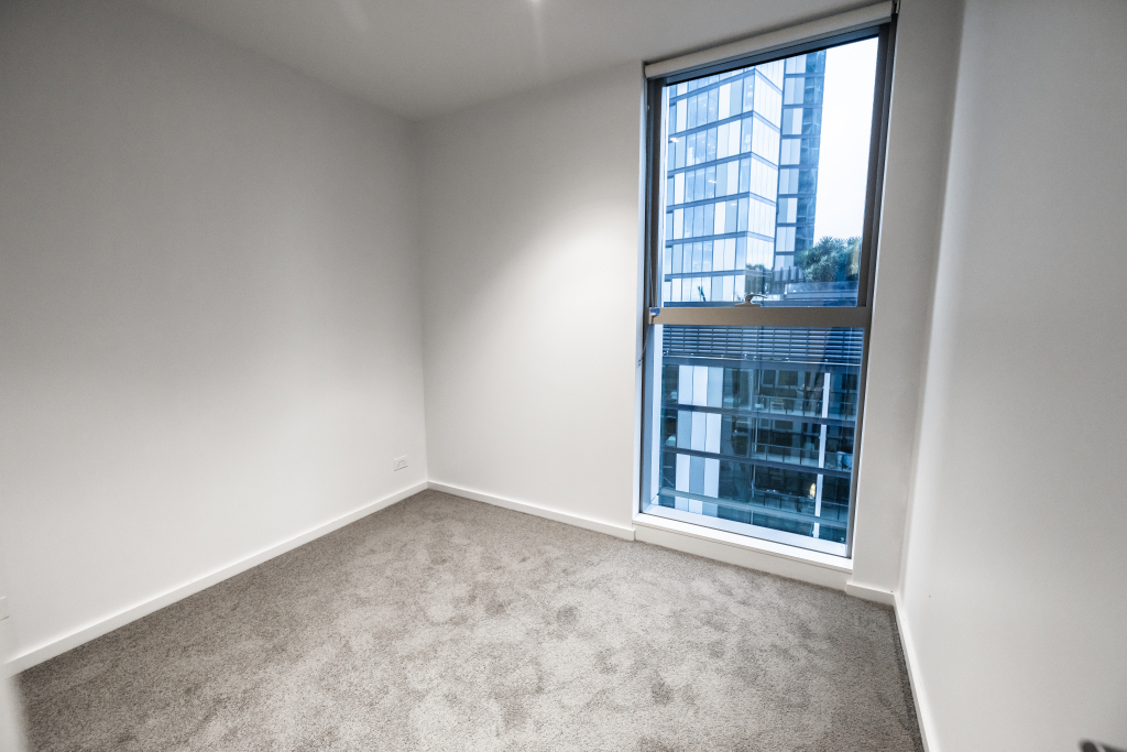 705w/888 Collins Street, Docklands, Vic 3008 — photo 5