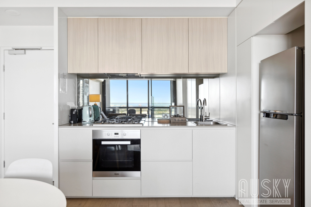 2207N/889 Collins Street, Docklands, Vic 3008 — photo 3