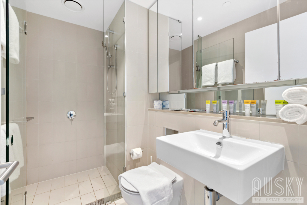 2207N/889 Collins Street, Docklands, Vic 3008 — photo 8