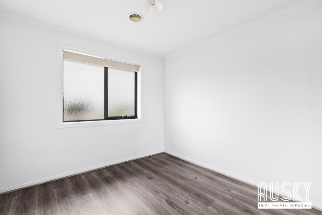 90 Grassbird Drive, Point Cook, Vic 3030 — photo 6
