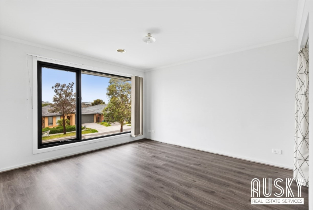 90 Grassbird Drive, Point Cook, Vic 3030 — photo 9