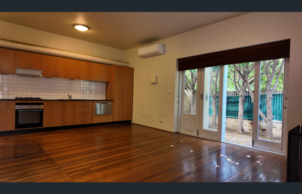1/111 Chapel Street, St Kilda, Vic 3182