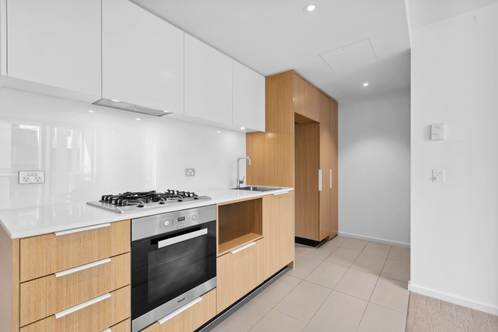 1510E/888 Collins Street, Docklands, Vic 3008