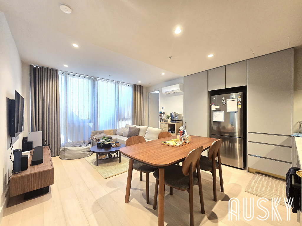 1206/318 Queen Street, Melbourne, Vic 3000 — photo 2