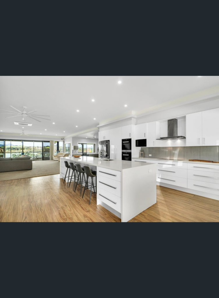 17 Ford Drive, Mansfield VIC 3722 — photo 5