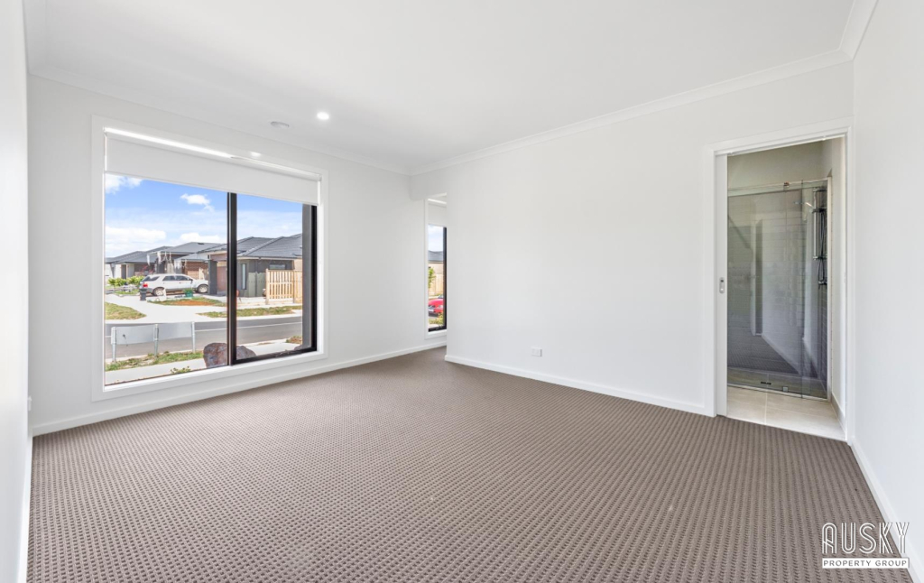 46 Ludo Circuit, Truganina, Vic 3029 — photo 10