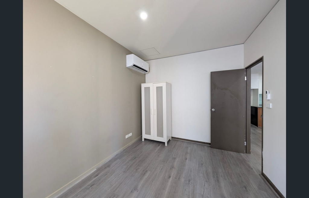 604/270 King Street, Melbourne, Vic 3000 — photo 4