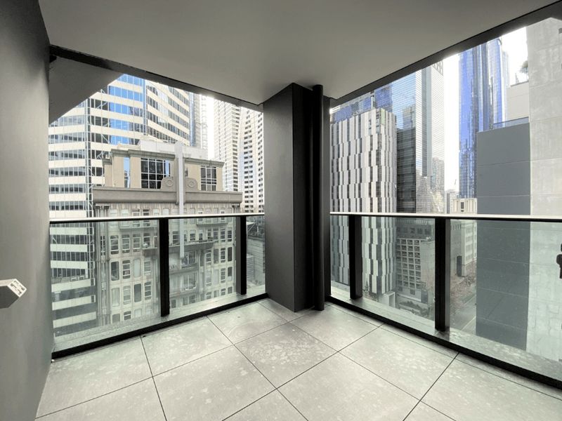 1005/318 Queen Street, Melbourne VIC 3000 — photo 5