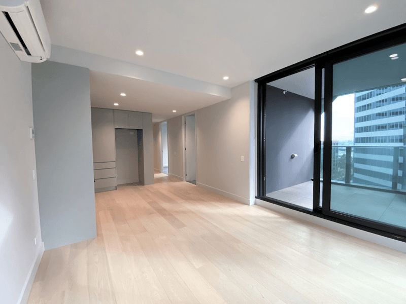 1005/318 Queen Street, Melbourne VIC 3000 — photo 11