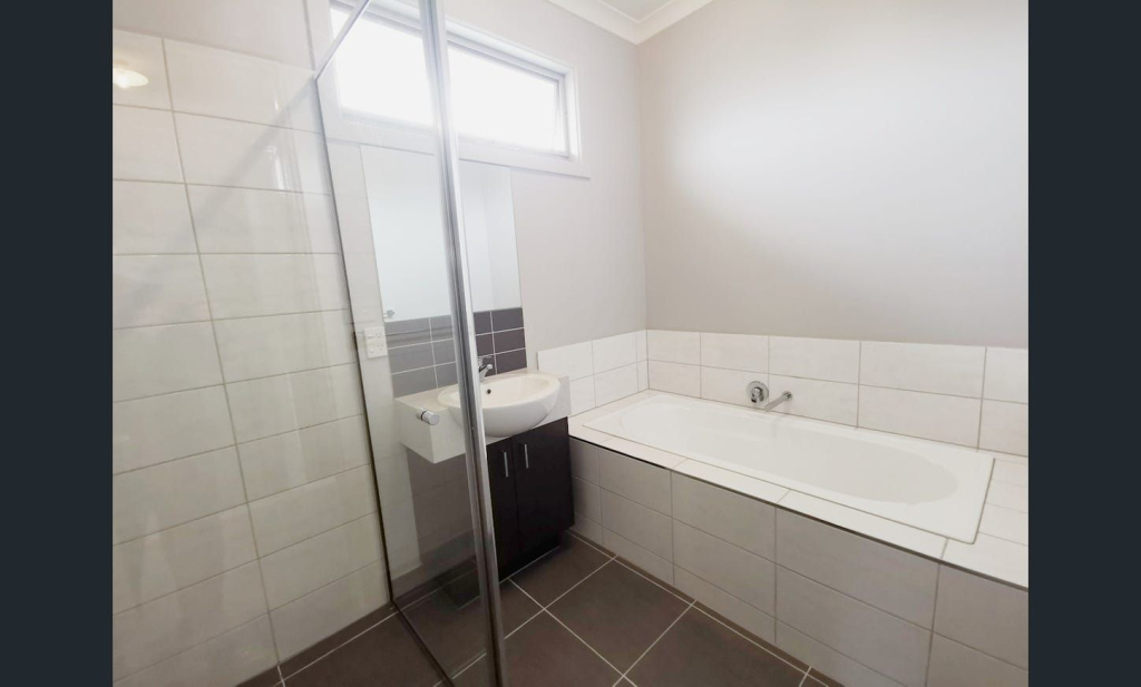 1/36 Thompson Street, Clayton VIC 3168 — photo 5