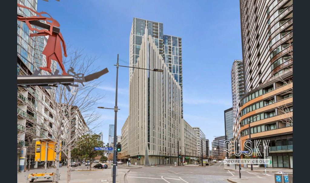2211E/888 Collins Street, Docklands VIC 3008 — photo 15