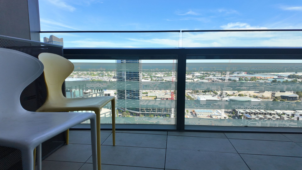2506N/889 Collins Street, Docklands VIC 3008 — photo 4
