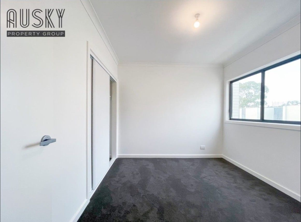 9 Kinsfolk Circuit, Doveton VIC 3177 — photo 9