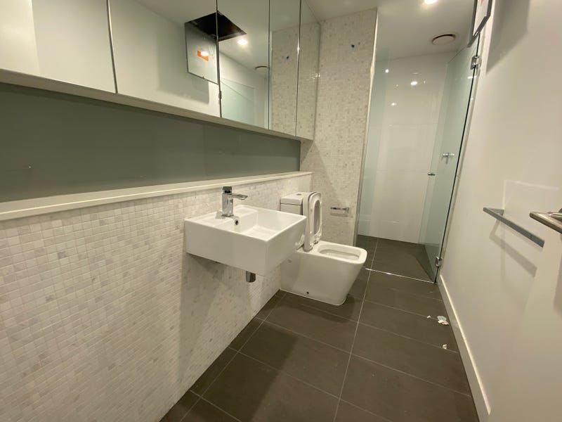 410E/1 Hallenstein Street, Footscray VIC 3011 — photo 7