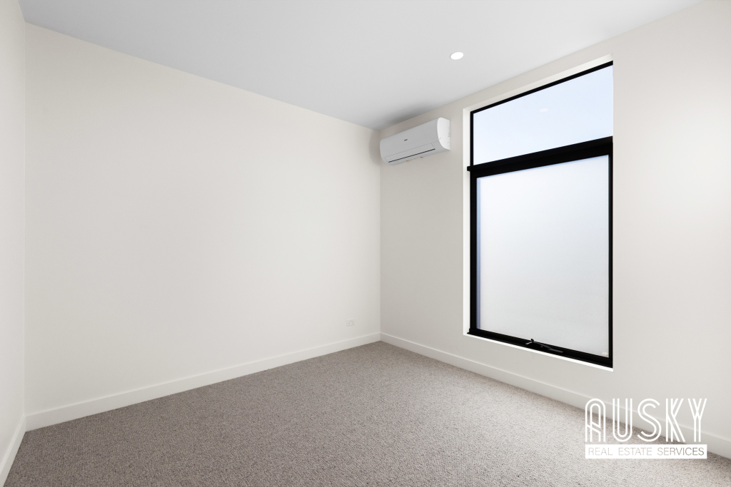 87 Jasmine Circuit, Glen Waverley, VIC 3150 — photo 6