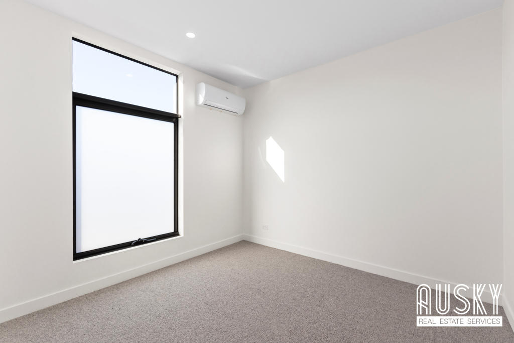 87 Jasmine Circuit, Glen Waverley, VIC 3150 — photo 7