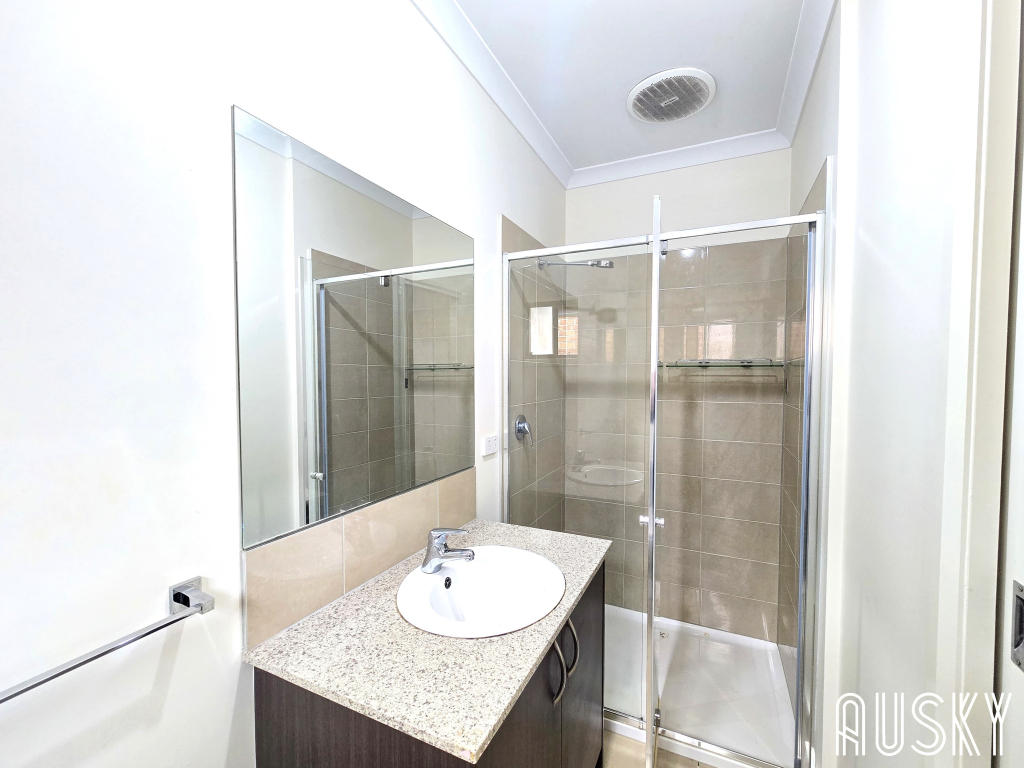 13 Legacy Drive, Truganina, VIC 3029 — photo 11