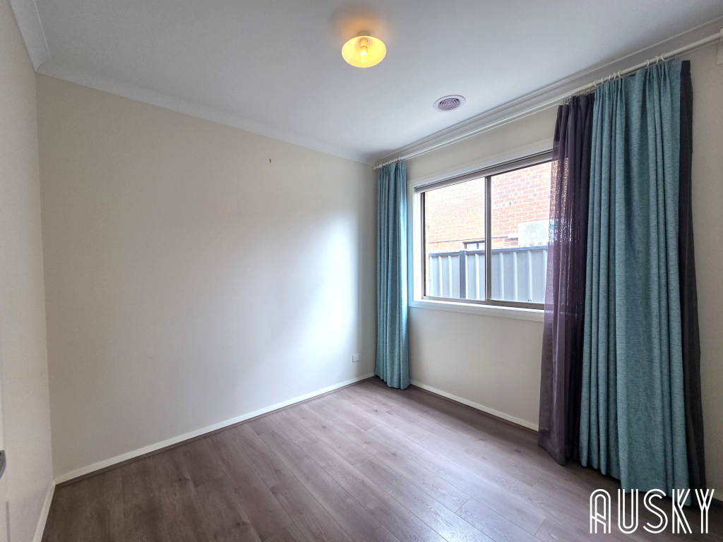 13 Legacy Drive, Truganina, VIC 3029 — photo 9