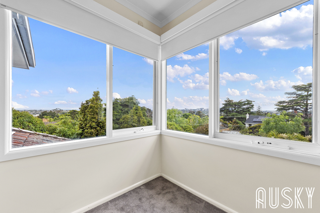 64 Greythorn Road, Balwyn North, VIC 3104 — photo 17