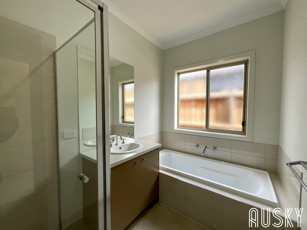 76 Wagner Drive, Werribee, VIC 3030 | Ausky Property Group — photo 10