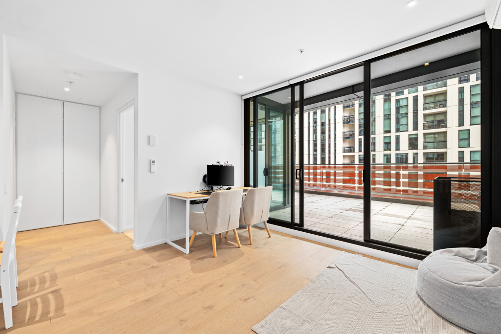 602N/889 Collins Street, Docklands, VIC 3008 — photo 2
