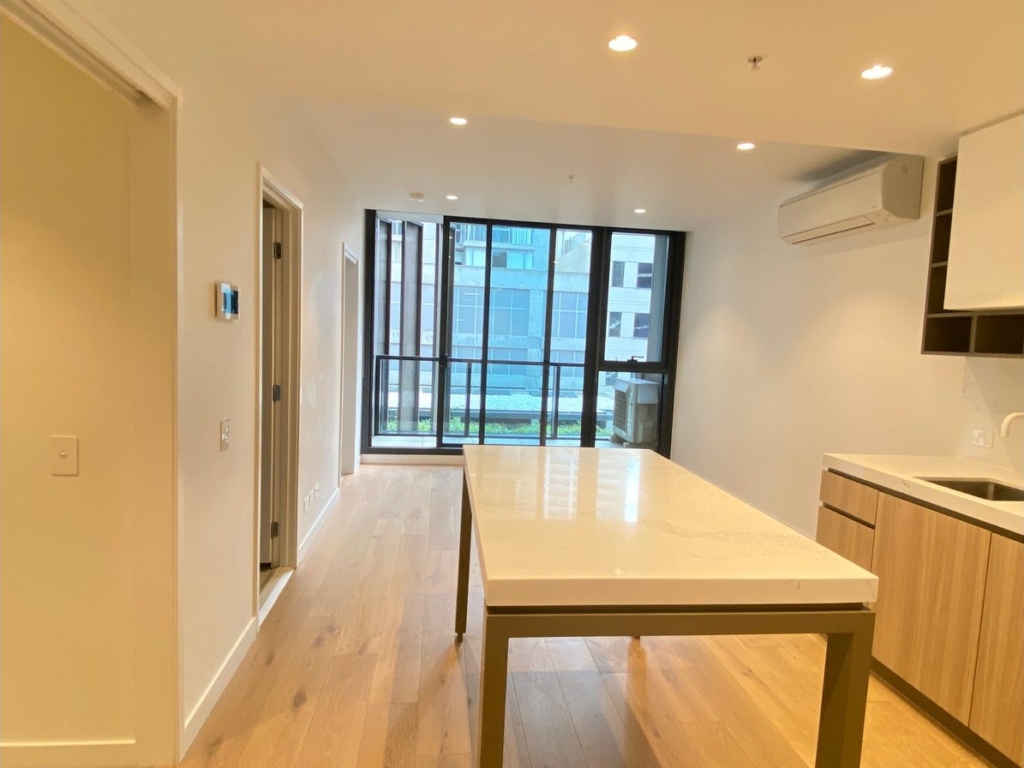 717/25 Coventry Street, Southbank, VIC 3006 — photo 2
