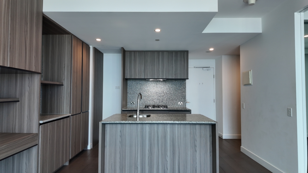 4613/160 Victoria Street, Carlton VIC 3053